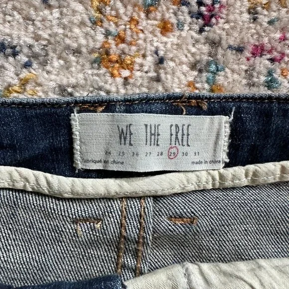 Free People Mini Skirt Dark Blue wash Size 29 - Picture 4 of 4